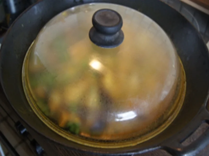 Thailändisches gelbes Hähnchencurry mit Basmatireis - Rezept - Bild Nr. 17