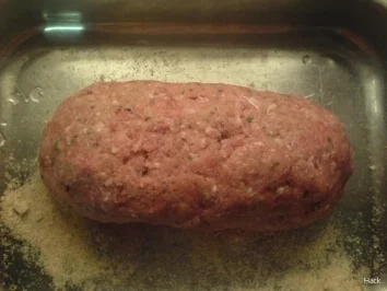 Hackbraten mit Kapernsauce und Kartoffelpüree - Rezept