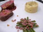 Roastbeefsteak mit Parmesangremolata und Kartoffelstampf an Butterbohnen - Rezept - Bild Nr. 17507