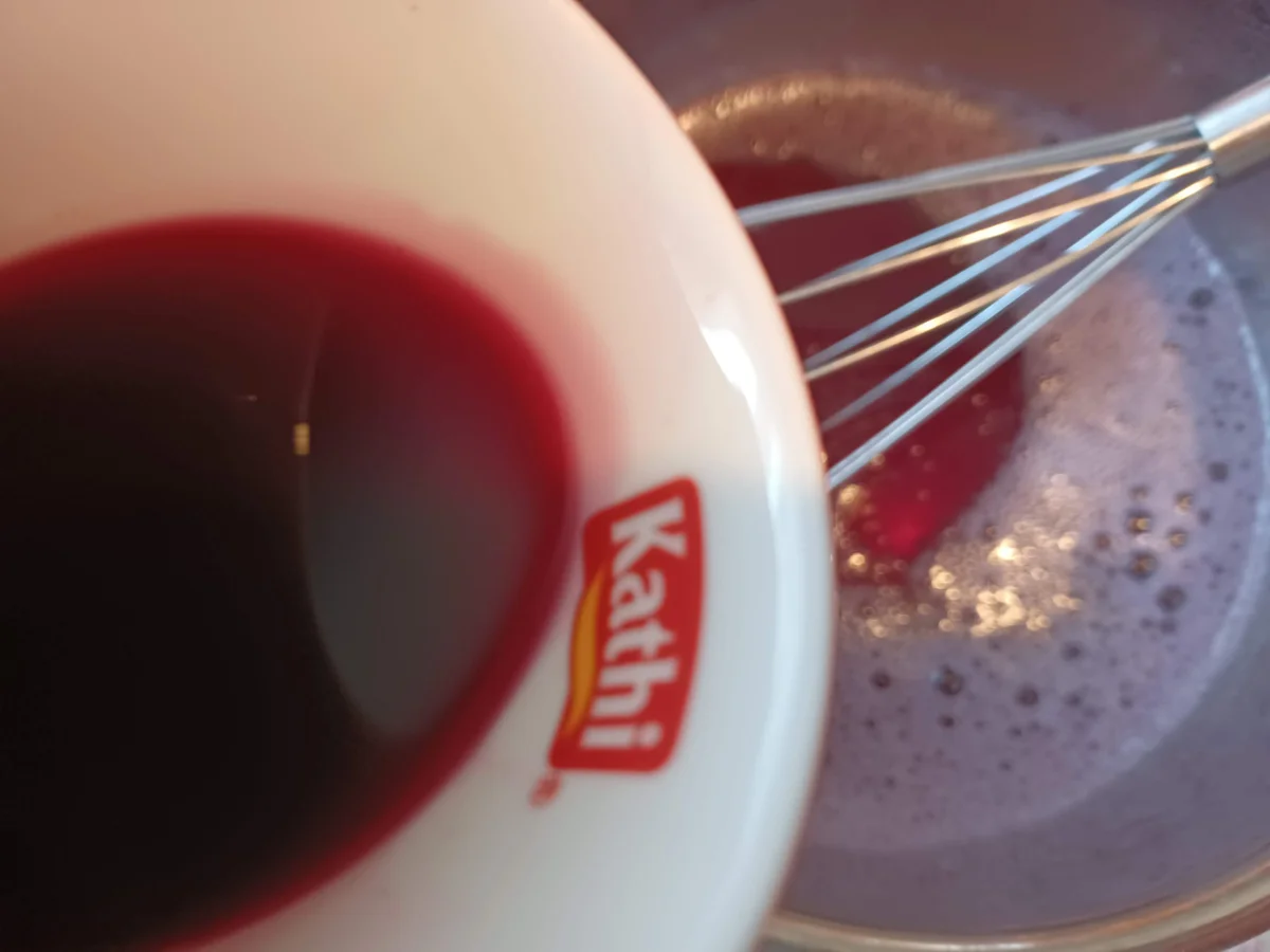 Blaubeer - Sahne - Torte - Rezept - Bild Nr. 16476