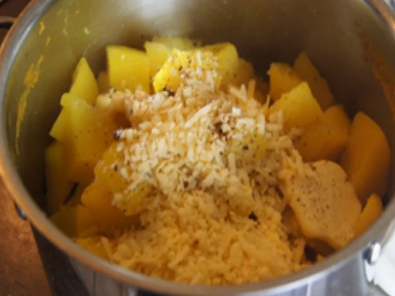 Rezept: Seelachsfilet in Knusperpanade mit Bobby Bohnen und Kartoffelcreme Bild Nr. 16479 Seelachsfilet in Knusperpanade mit Bobby Bohnen und Kartoffelcreme - Rezept - Bild Nr. 16479