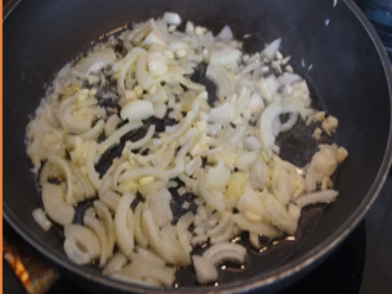 Rezept: Seelachsfilet mit Paprikagemüse und Pellkartoffel-Drillingen Bild Nr. 11 Seelachsfilet mit Paprikagemüse und Pellkartoffel-Drillingen - Rezept - Bild Nr. 11