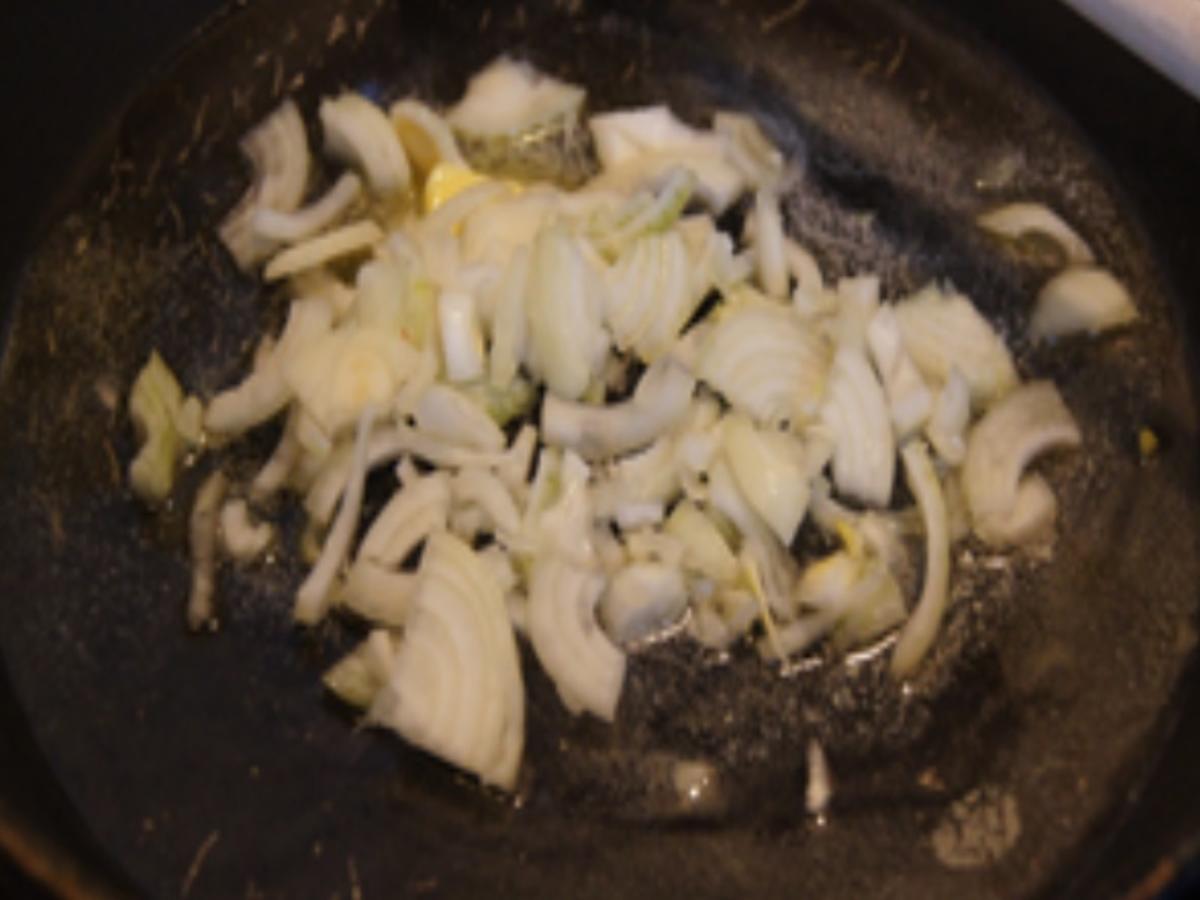Rahm-Porree-Gemüse mit Mini-Schnitzeln und herzhaften Bratkartoffeln - Rezept - Bild Nr. 5