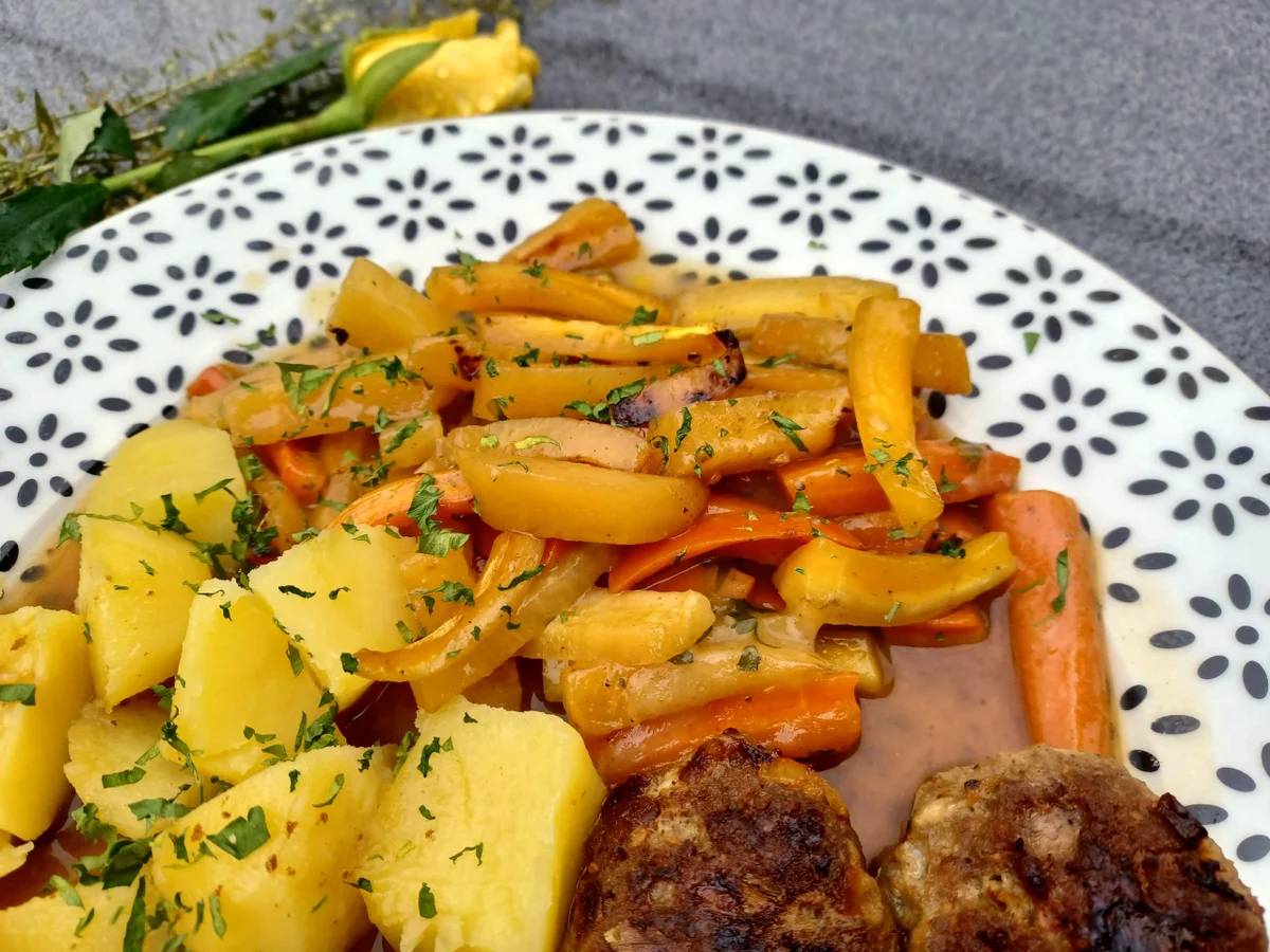 Rezept: Kohlrübengemüse mit Möhren Bild Nr. 16474 Kohlrübengemüse mit Möhren - Rezept - Bild Nr. 16474