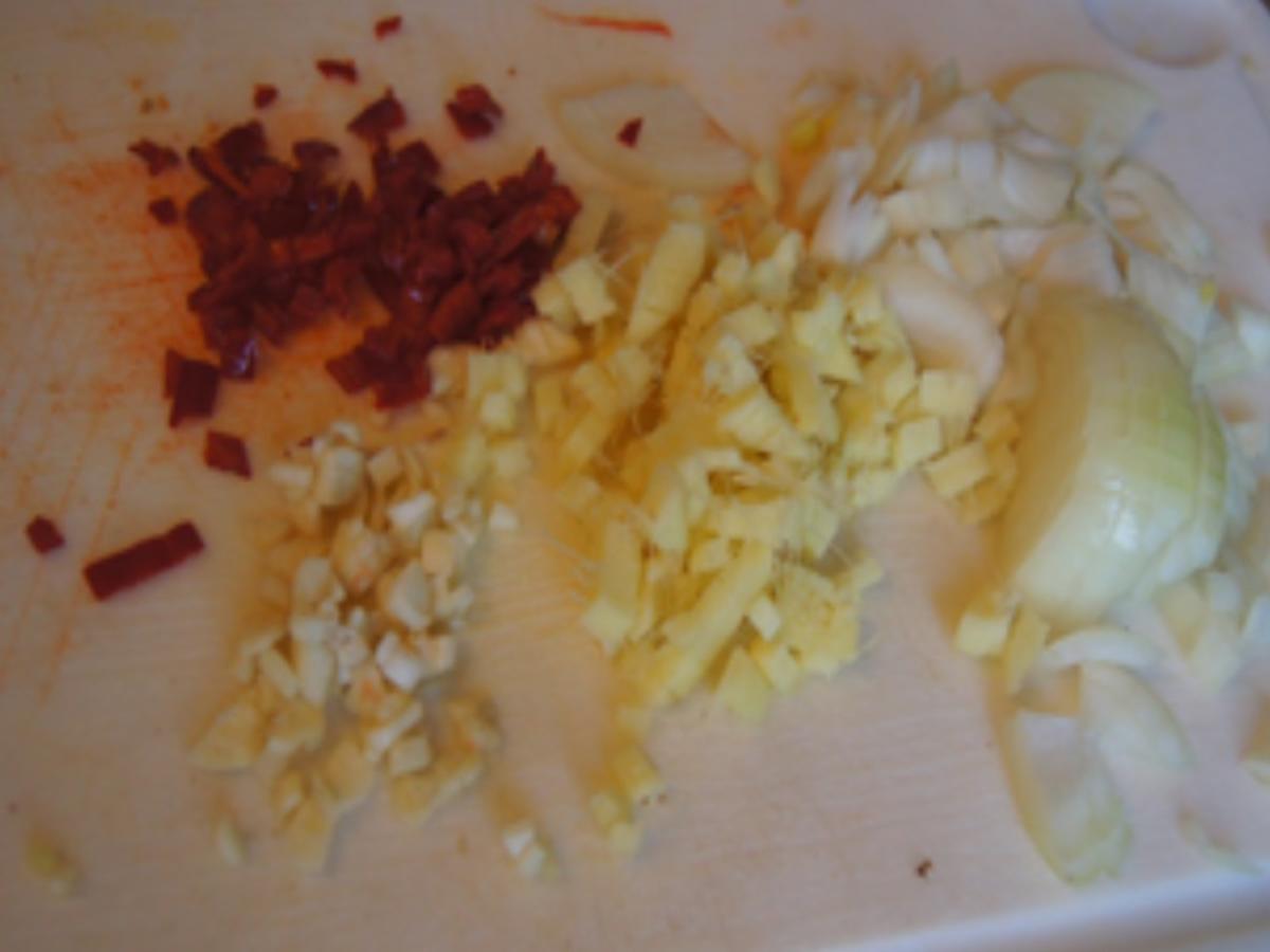 Herzhafte Kartoffel-Möhren-Suppe mit Rinderhackfleischbällchen - Rezept - Bild Nr. 16479