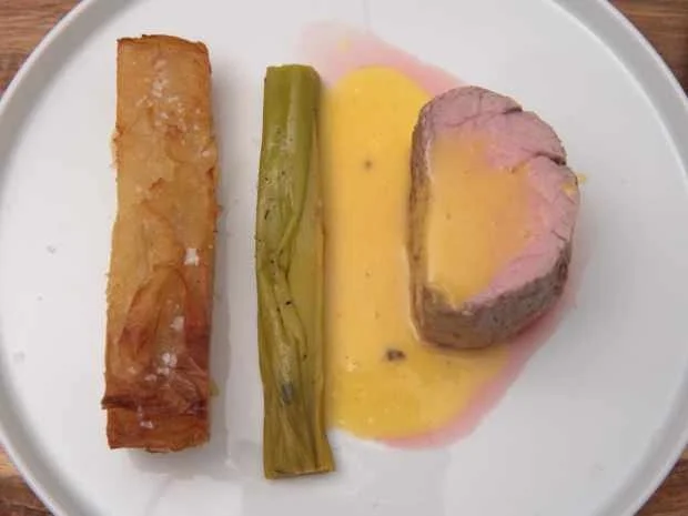 Rezept: Milchkalb mit Kartoffeln und Sauce Béarnaise Bild Nr. 16475 Milchkalb mit Kartoffeln und Sauce Béarnaise - Rezept - Bild Nr. 16475
