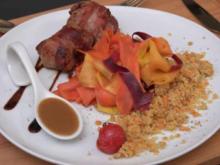 Schweinefiletmedaillons mit Karottensalat und rote Linsen Beilage - Rezept - Bild Nr. 2