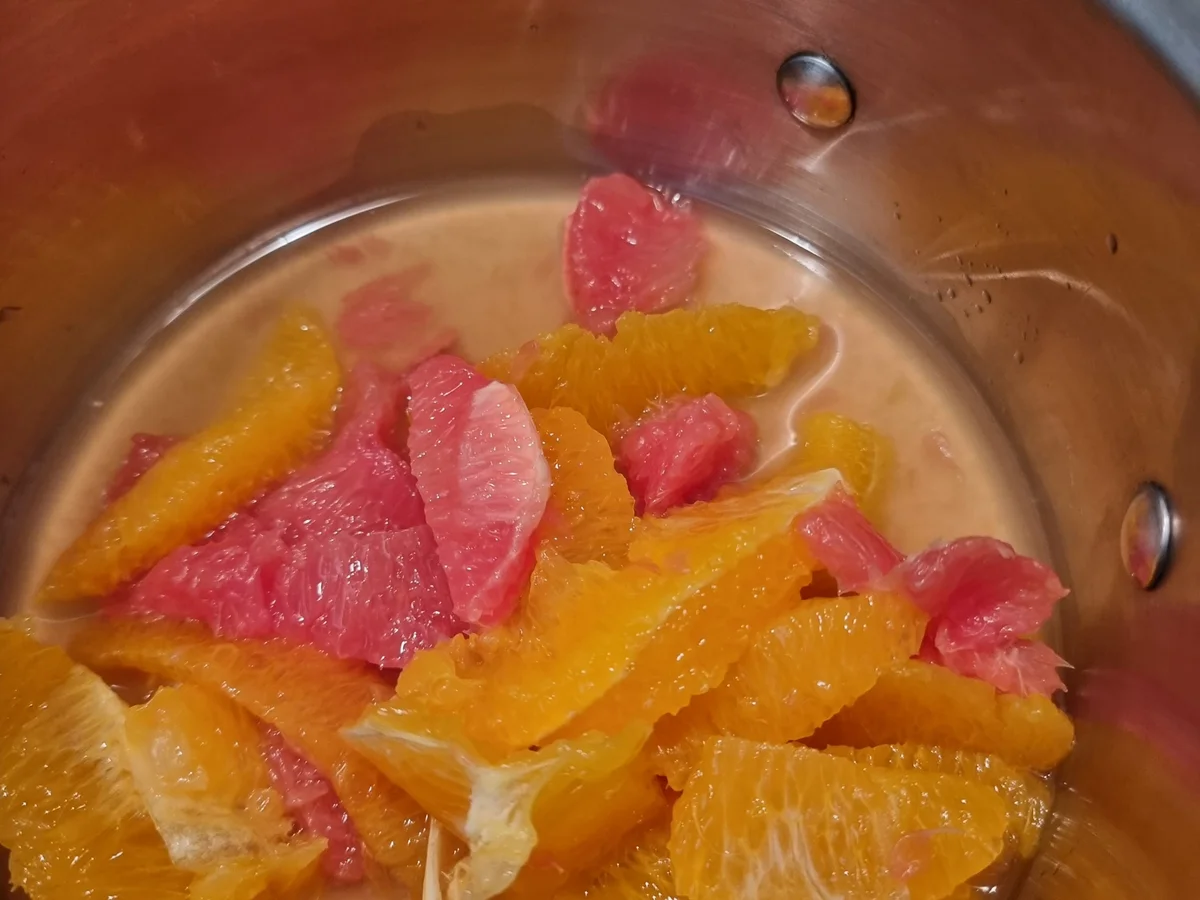 Crépes mit Orangen und Grapefruit - Rezept - Bild Nr. 16479
