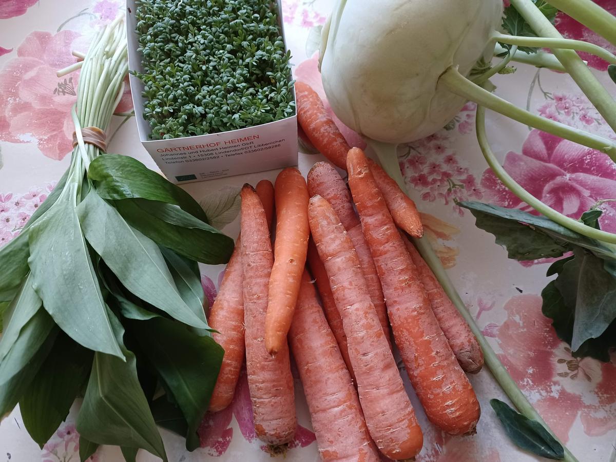 Gemüsebeilage mit Kohlrabi und Möhren - Rezept - Bild Nr. 16486