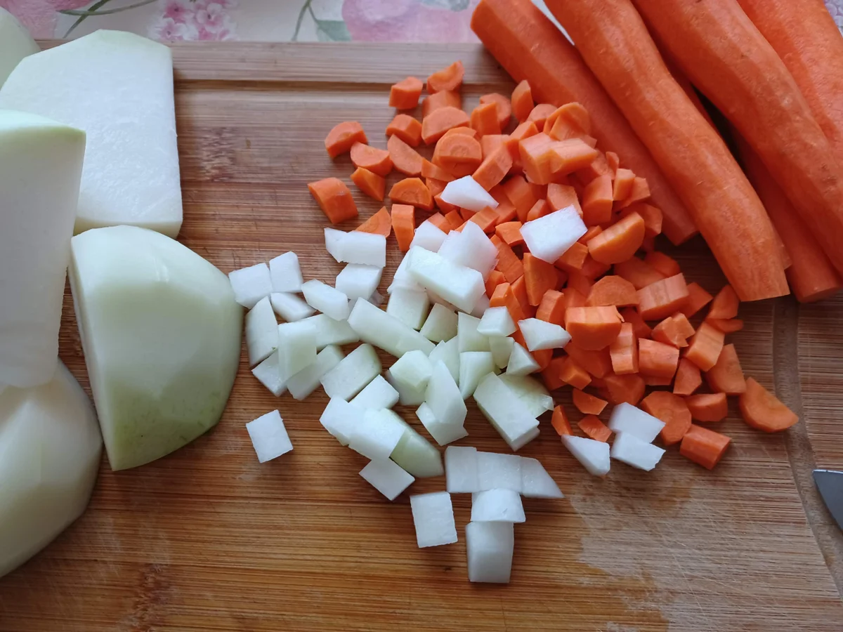 Gemüsebeilage mit Kohlrabi und Möhren - Rezept - Bild Nr. 16487