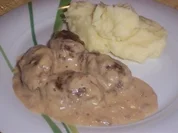 Hackfleisch-Nocken in Rahmsauce - Rezept