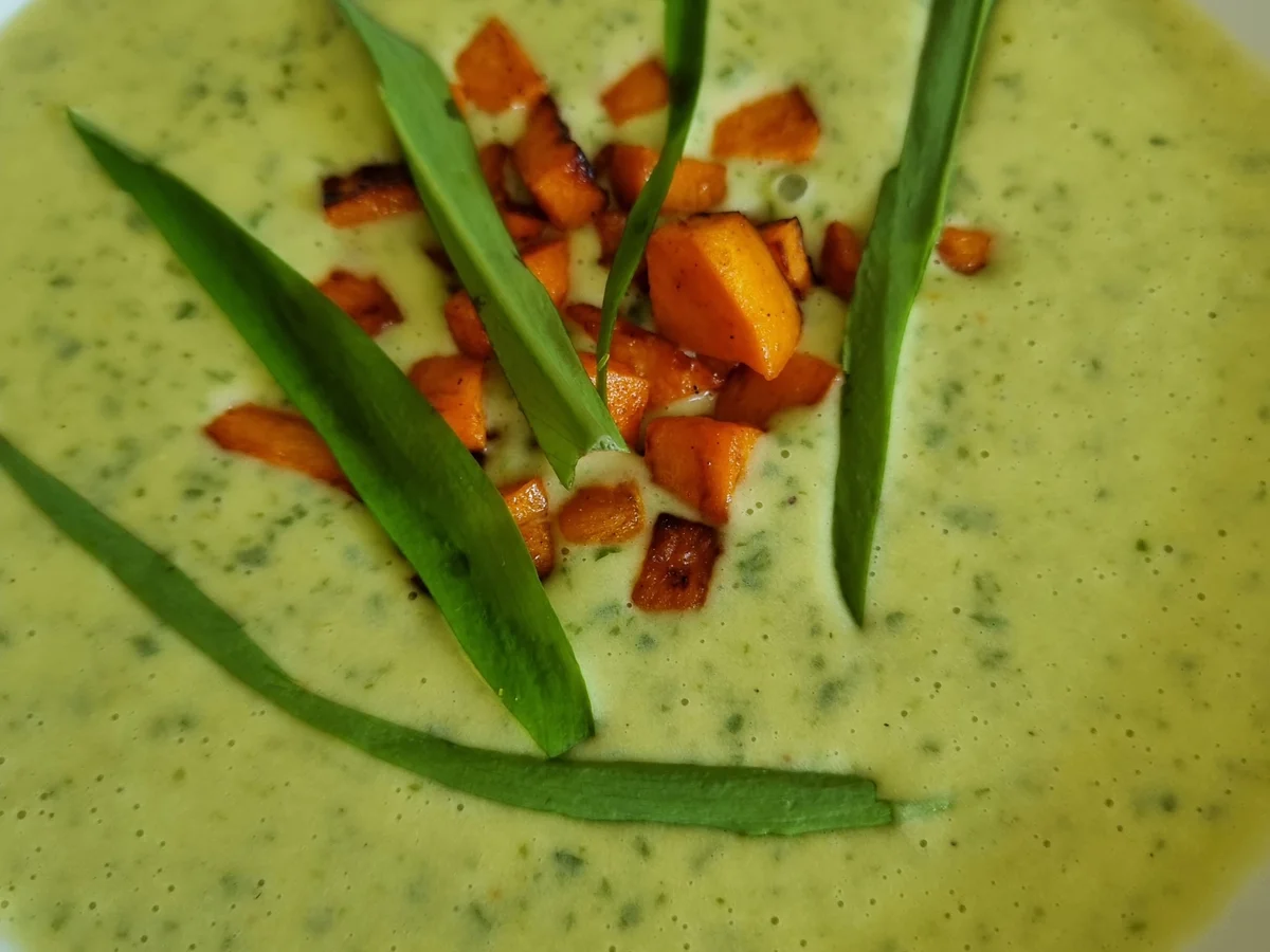 Kartoffel-Bärlauch-Suppe mit Süßkartoffel-Croutons - Rezept - Bild Nr. 16513