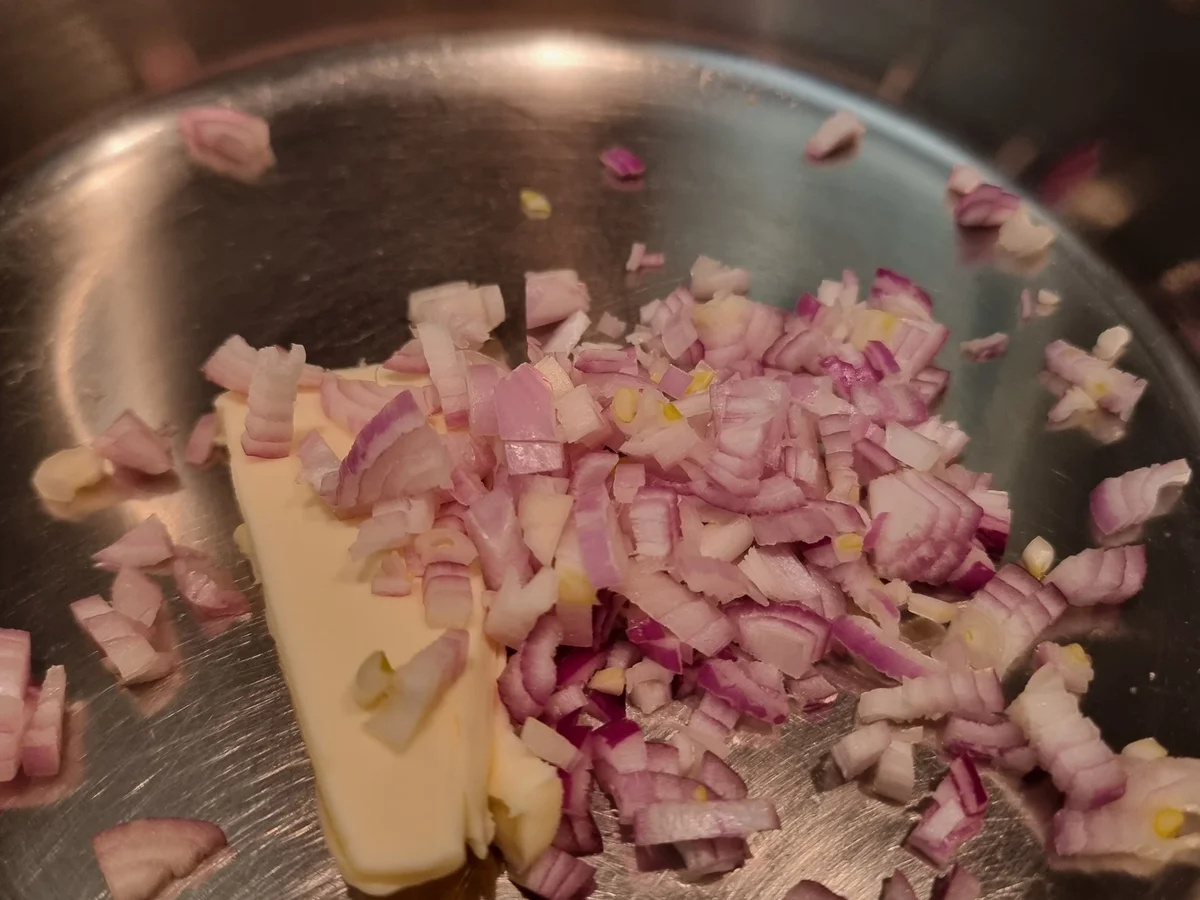 Kartoffel-Bärlauch-Suppe mit Süßkartoffel-Croutons - Rezept - Bild Nr. 16514