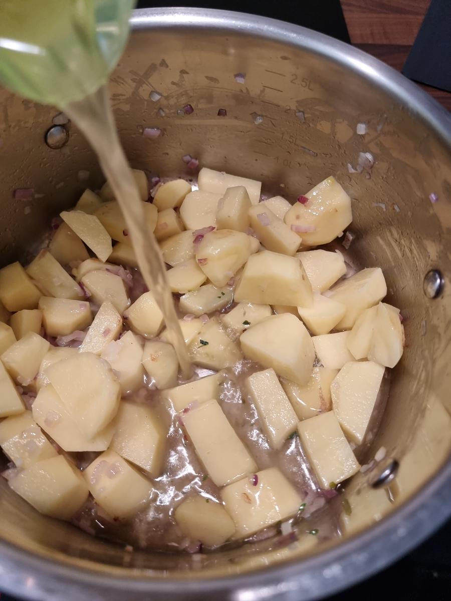 Kartoffel-Bärlauch-Suppe mit Süßkartoffel-Croutons - Rezept - Bild Nr. 16516