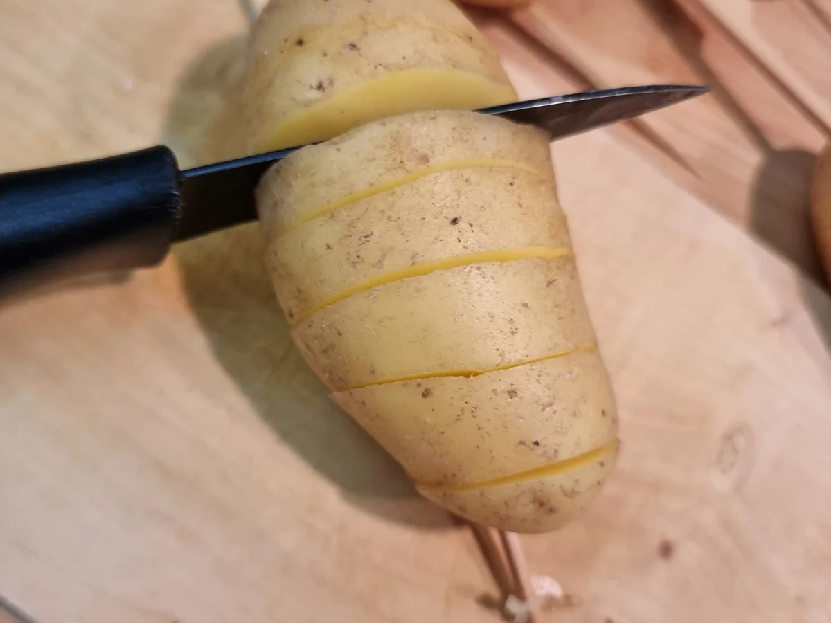 Kartoffelspiralen mit Radischen-Sour-Cream - Rezept - Bild Nr. 16506