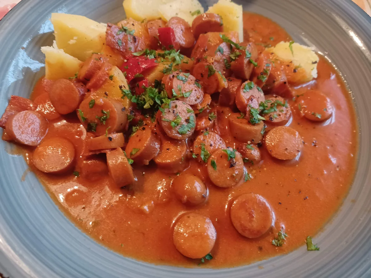Würstchen Gulasch - Rezept - Bild Nr. 16510