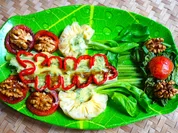 Gemüseplatte mit Senfkohl, Walnüssen und Früchten - Rezept - Bild Nr. 2