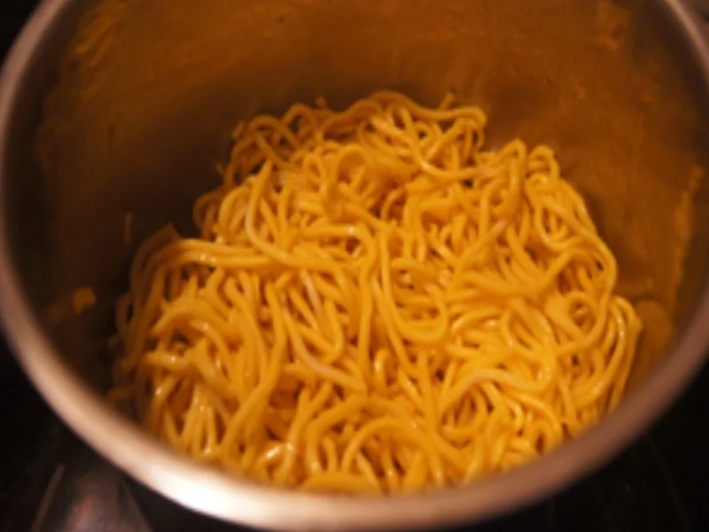 Mie-Nudeln mit Schweinefilet und Brokkoli - Rezept - Bild Nr. 7