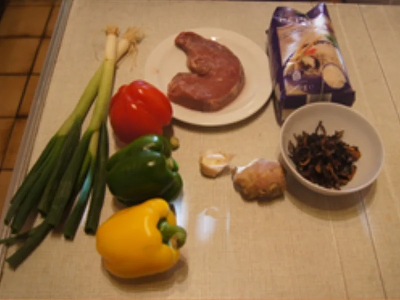 Rindfleisch mit Paprikamix und Basmatireis - Rezept - Bild Nr. 16511