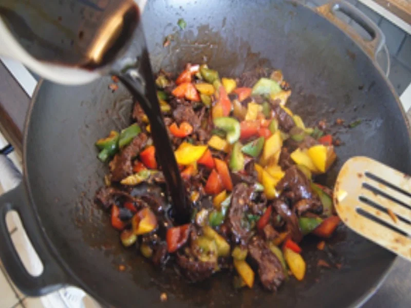 Rindfleisch mit Paprikamix und Basmatireis - Rezept - Bild Nr. 16521