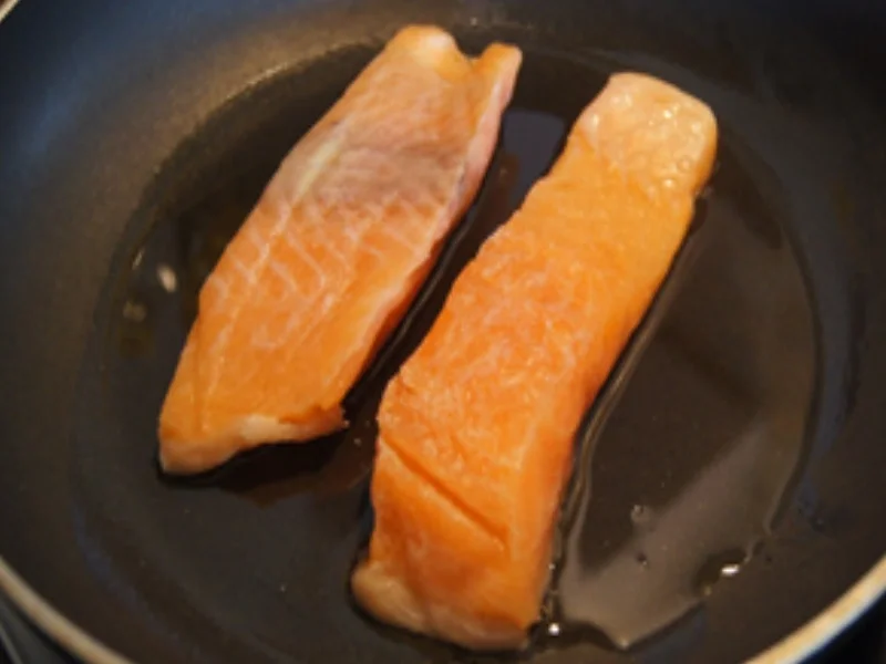 Spargel mit einfacher Sauce Hollandaise, Lachsfilet und Kümmel-Drillinge - Rezept - Bild Nr. 13