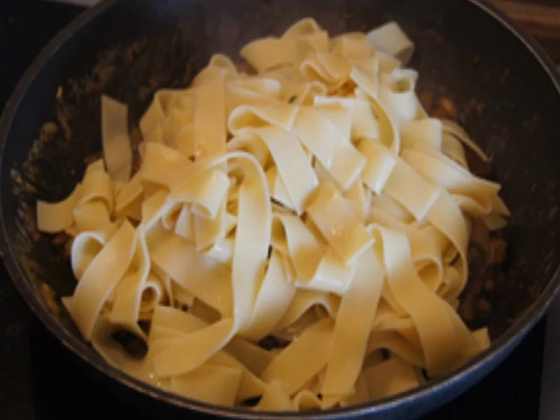 Pasta mit Steinpilzen und Hochzeit Nudeln - Rezept - Bild Nr. 16