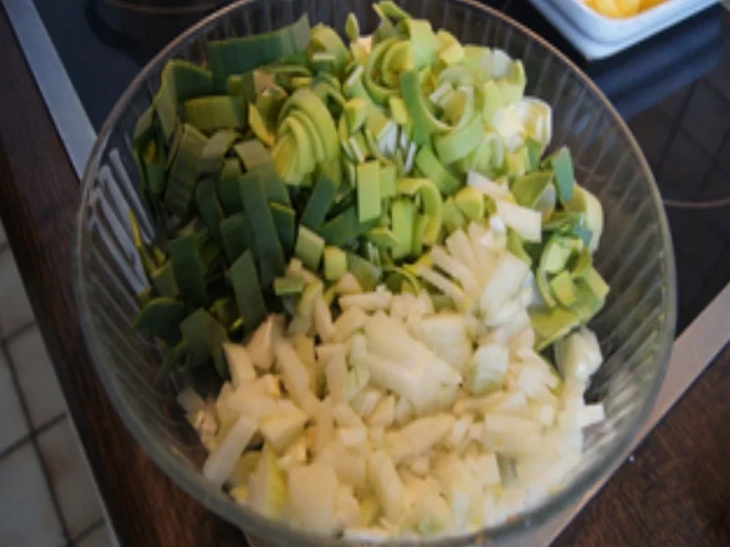 Rezept: Kartoffel-Möhren-Eintopf mit Rinderhackfleisch Bild Nr. 16524 Kartoffel-Möhren-Eintopf mit Rinderhackfleisch - Rezept - Bild Nr. 16524