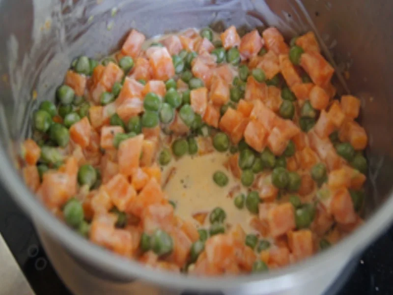 Kohlrabi-Schnitzel mit Erbsen und Möhren Gemüse und Brat-Drillingen - Rezept - Bild Nr. 12