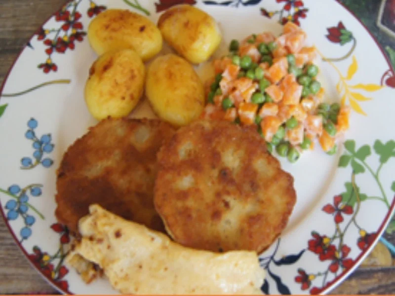 Kohlrabi-Schnitzel mit Erbsen und Möhren Gemüse und Brat-Drillingen - Rezept - Bild Nr. 16