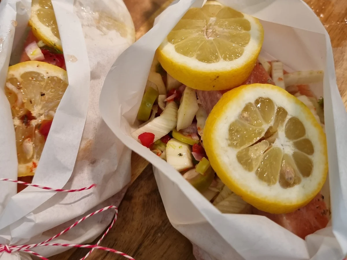 Lachspäckchen mit Fenchelgemüse - Rezept - Bild Nr. 16523
