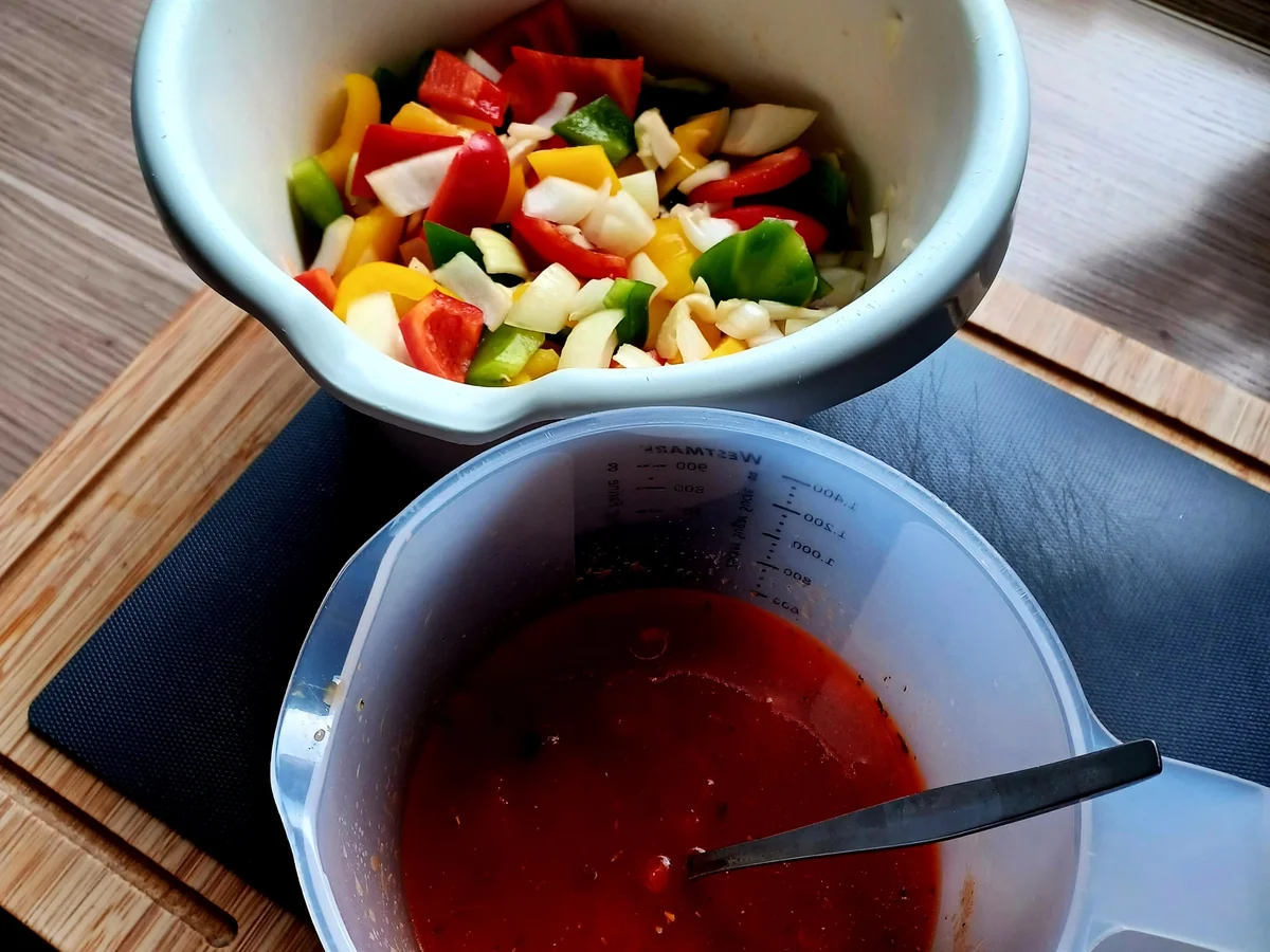 Rezept: Hähnchenkeulen im Gemüsebett Bild Nr. 16522 Hähnchenkeulen im Gemüsebett - Rezept - Bild Nr. 16522