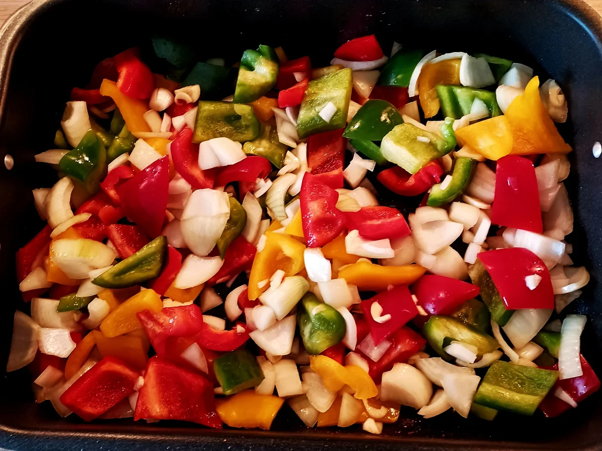 Rezept: Hähnchenkeulen im Gemüsebett Bild Nr. 16523 Hähnchenkeulen im Gemüsebett - Rezept - Bild Nr. 16523