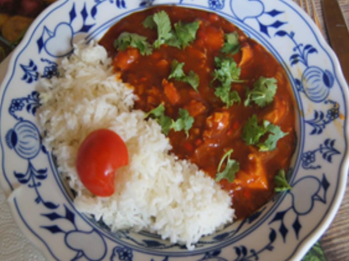 Indisches Curry mit Hähnchenbrustfilet und Basmatireis - Rezept ...