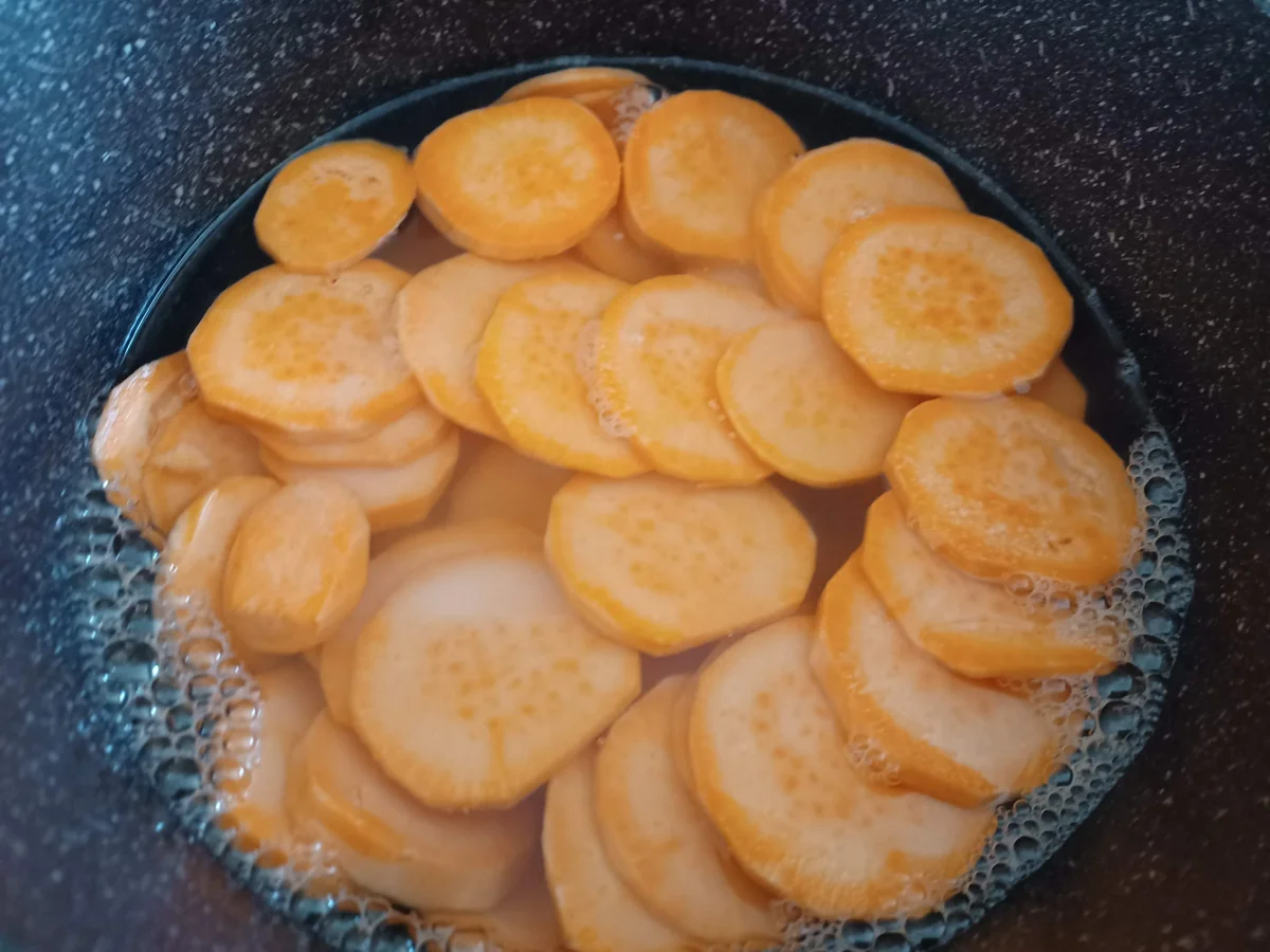 Rezept: Süßkartoffel - Hackfleisch - Auflauf Bild Nr. 16563 Süßkartoffel - Hackfleisch - Auflauf - Rezept - Bild Nr. 16563