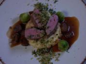 Hirschfilet mit Petersilienwurzelpüree und Granatapfelsauce - Rezept - Bild Nr. 16575