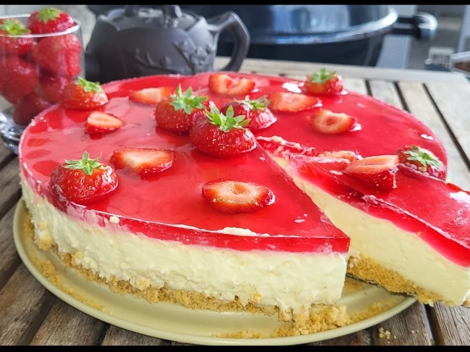 BiNe` S ERDBEER KÄSEKUCHEN - Rezept - Bild Nr. 16576