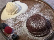 Rezept: Lava-Tรถrtchen mit Vanilleeis Bild Nr. 2 Lava-Tรถrtchen mit Vanilleeis - Rezept - Bild Nr. 2