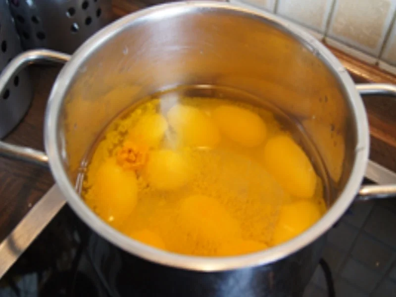 Spargel mit Pistazien-Butter, Doraden-Filet und Drillingen - Rezept - Bild Nr. 13