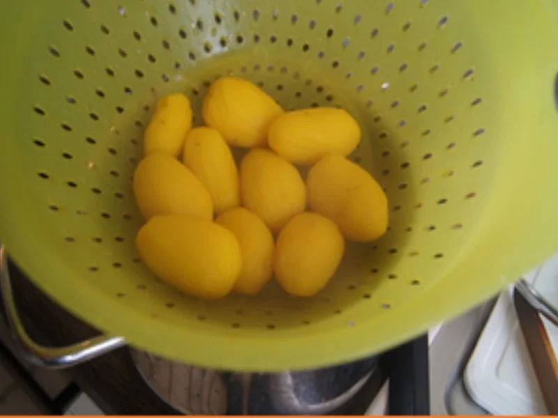 Spargel mit Pistazien-Butter, Doraden-Filet und Drillingen - Rezept - Bild Nr. 14