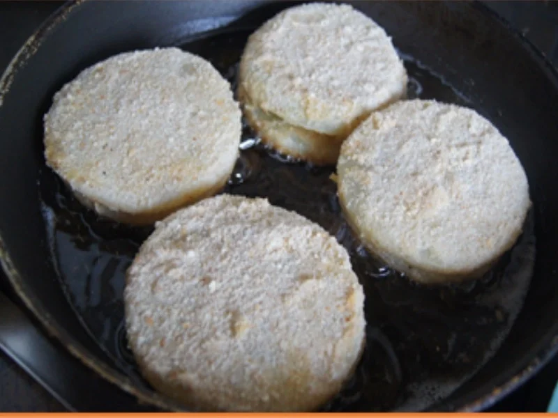 Rezept: Kohlrabi-Cordon bleu-Schnitzel mit Saurer-Sahne-Sauce und grünen Spargel Bild Nr. 16585 Kohlrabi-Cordon bleu-Schnitzel mit Saurer-Sahne-Sauce und grünen Spargel - Rezept - Bild Nr. 16585