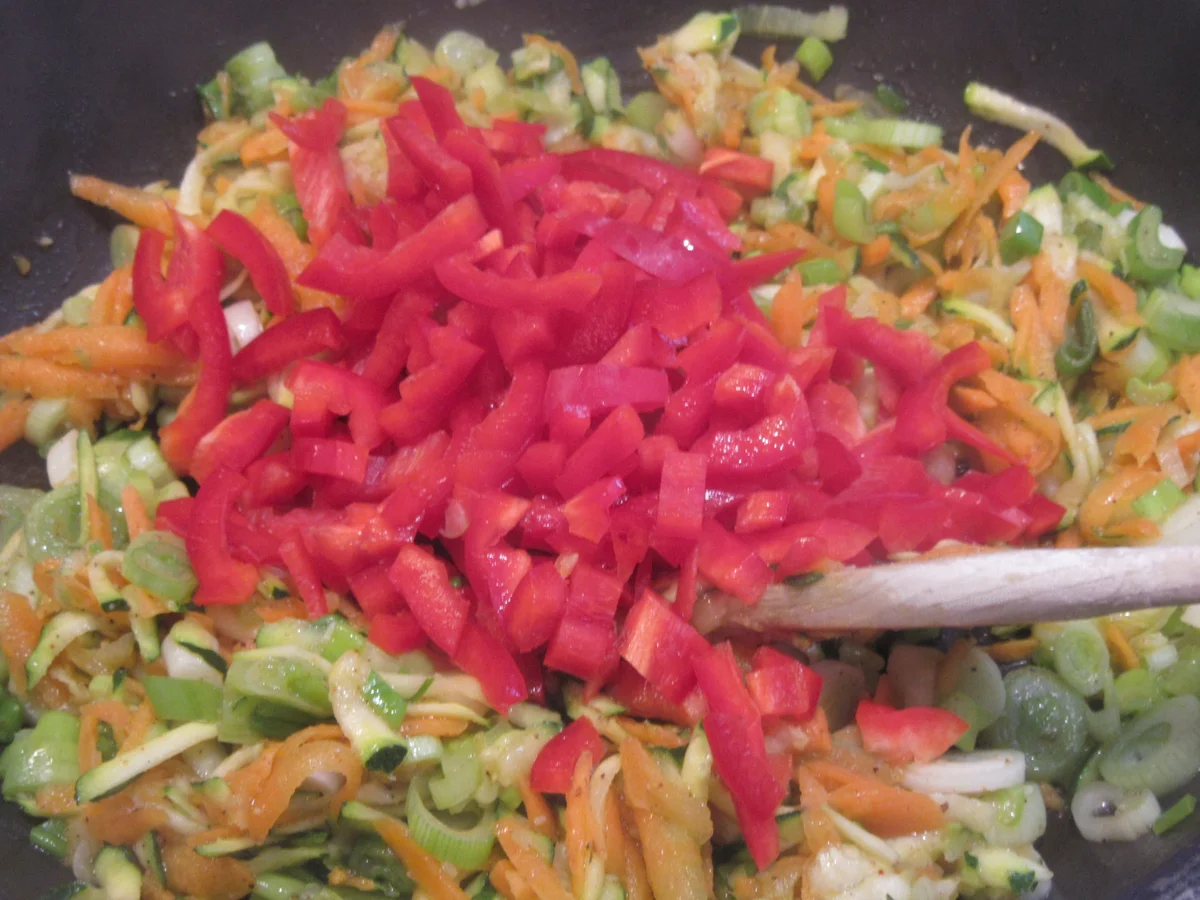 Rezept: Pikantes Backen: Frittata di Patate Bild Nr. 16579 Pikantes Backen: Frittata di Patate - Rezept - Bild Nr. 16579