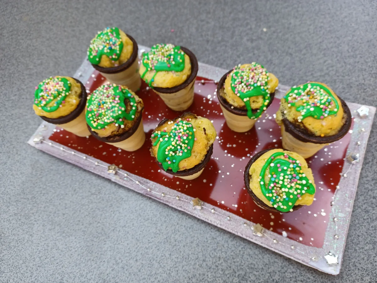 Kleine Kuchen in der Waffel - Rezept - Bild Nr. 16586