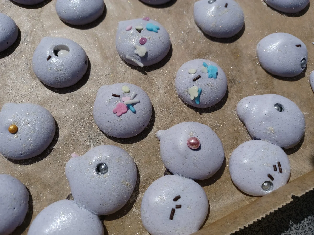 Sweet Kisses - Baiser in lila - Rezept - Bild Nr. 16576