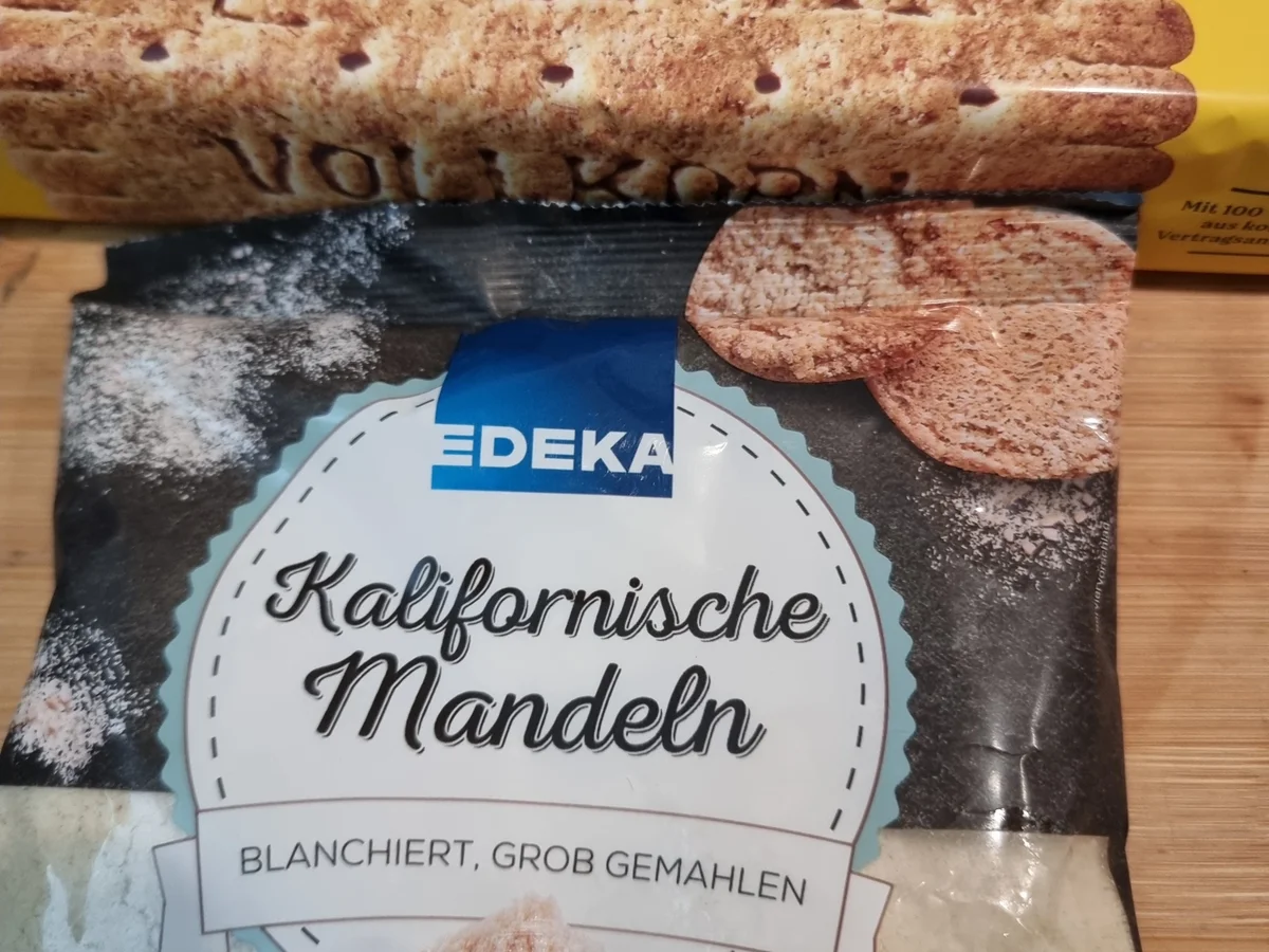 Mini-Cheescakes mit Blaubeeren und Baiserhaube - Rezept - Bild Nr. 16592