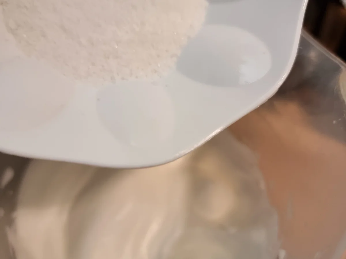 Mini-Cheescakes mit Blaubeeren und Baiserhaube - Rezept - Bild Nr. 16608