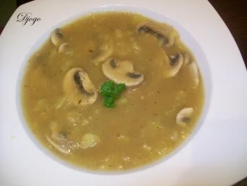 Rezept: Wiener Kartoffelsuppe mit Pilzen Wiener Kartoffelsuppe mit Pilzen - Rezept