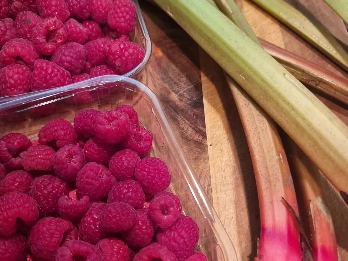 Rezept: Rhabarber-Himbeer-Marmelade Bild Nr. 16597 Rhabarber-Himbeer-Marmelade - Rezept - Bild Nr. 16597