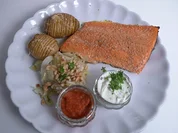 Saibling an Fenchel-Chicorée Salat und Fächerkartoffeln - Rezept - Bild Nr. 16596