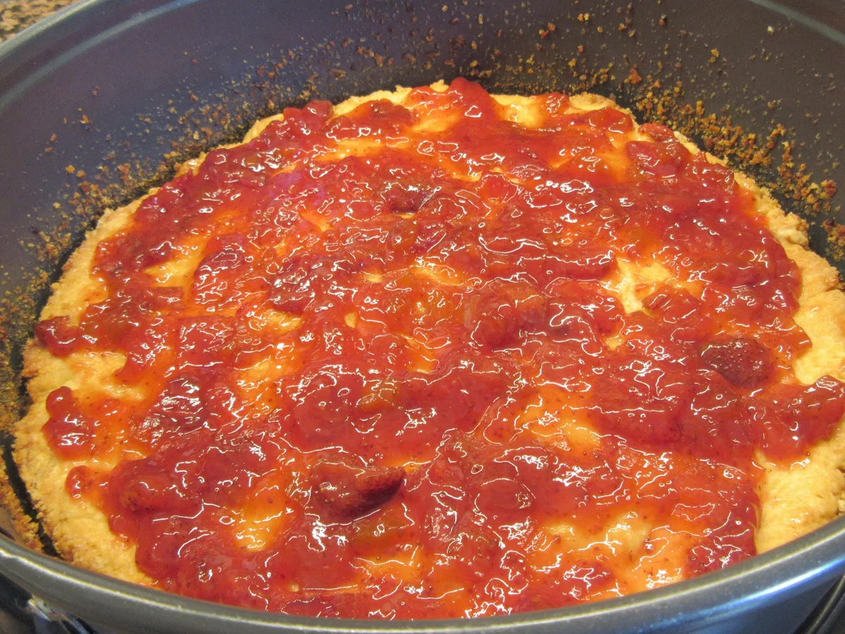 Backen: Gestreifte Erdbeertorte - Rezept - Bild Nr. 16598