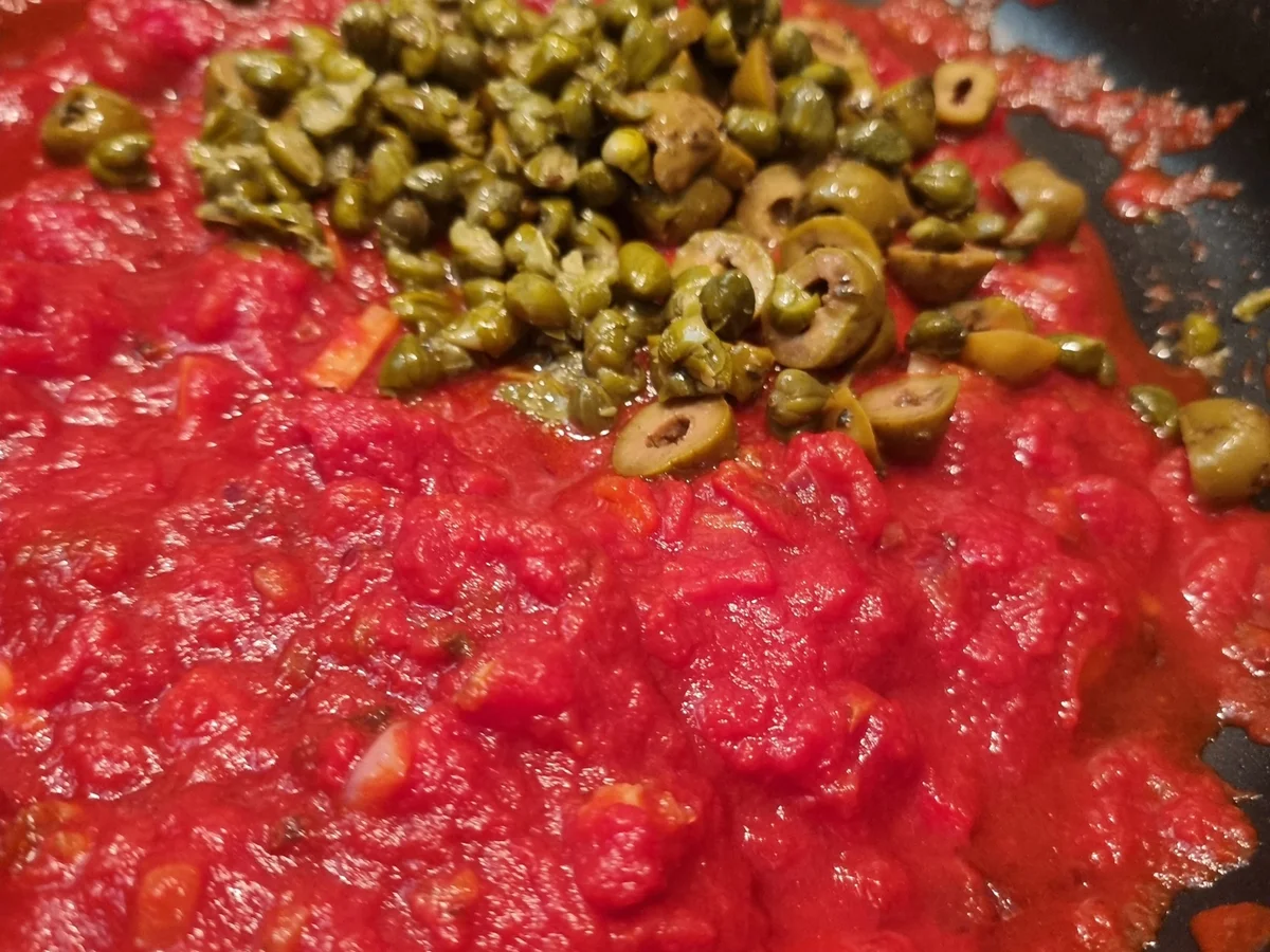 Rezept: Nudeln mit Tomatensauce Bild Nr. 16603 Nudeln mit Tomatensauce - Rezept - Bild Nr. 16603